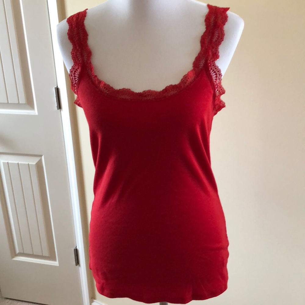 Express- Lace neck ribbed tank